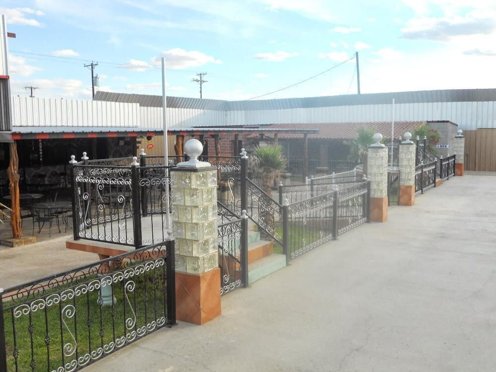 Bar Back Patio Odessa TX Site Pictures